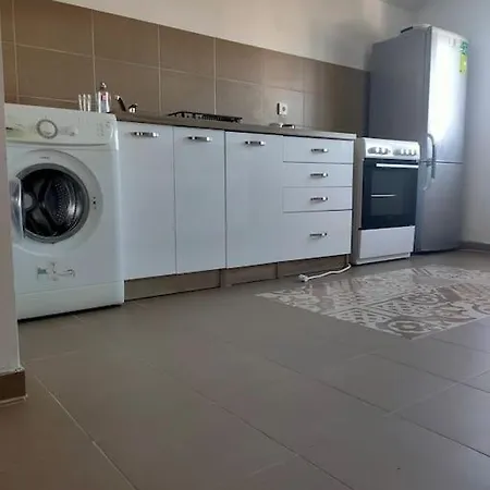 Condo Nis