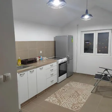 Condo *