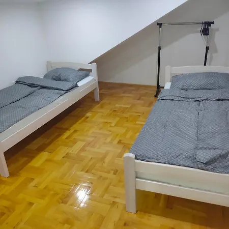 Condo Apartment *